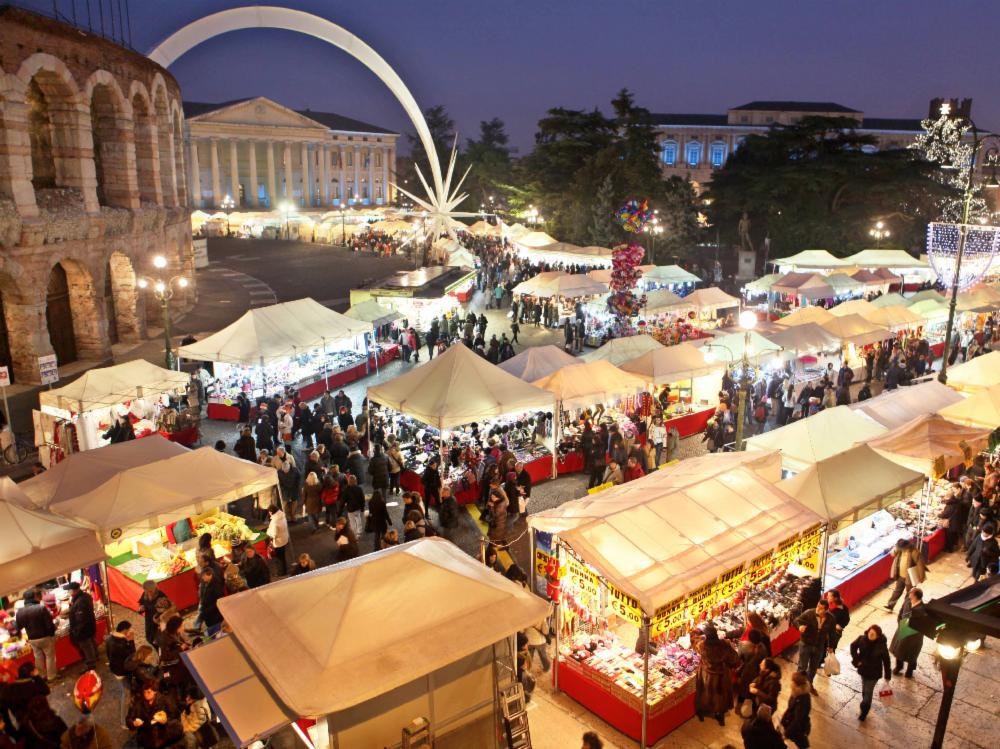 Christmas in Rome, Italy: The best markets, food and traditions